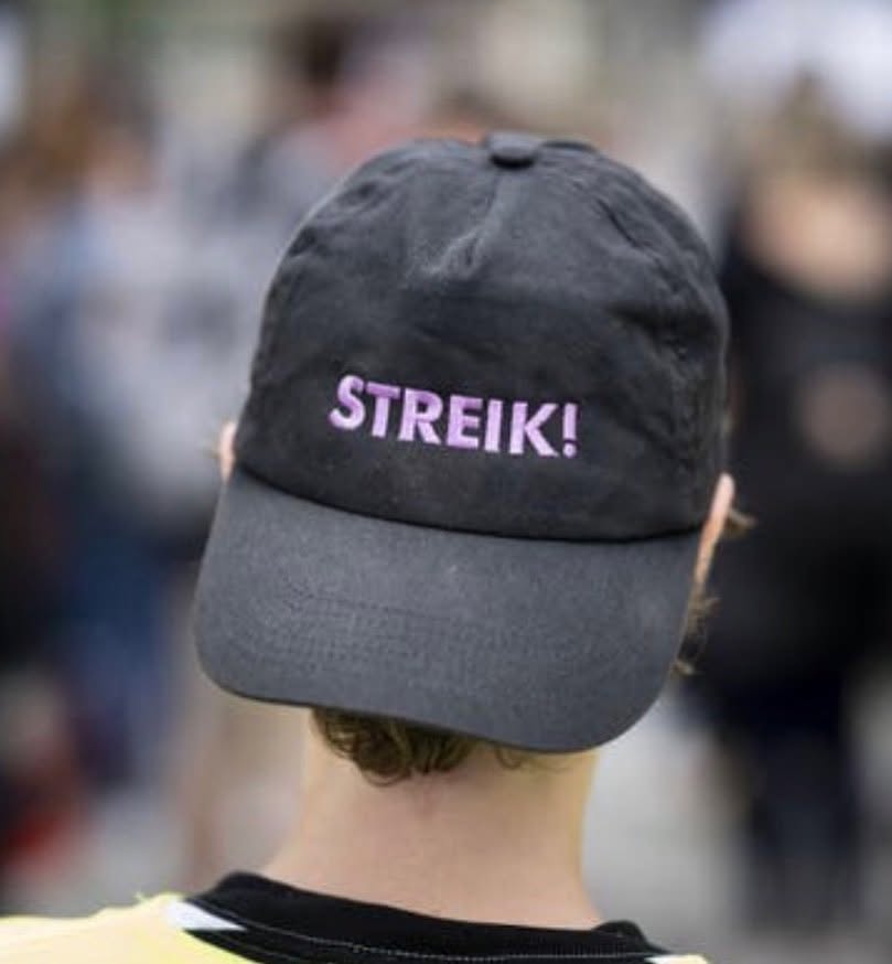 Frauen*streik